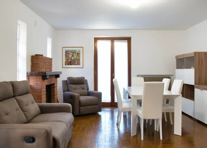 Casa Esino - Fresh Mountain Escape Apartmán